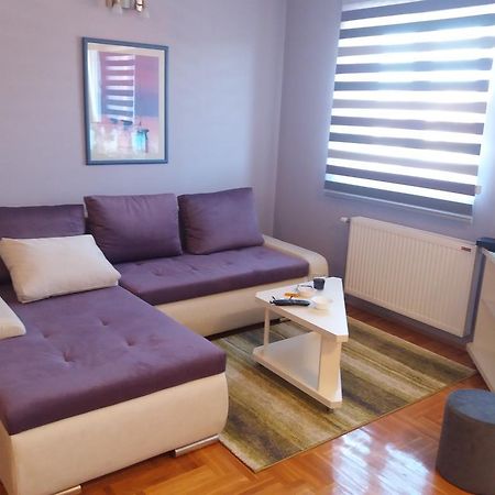 Apartment Azzuro Novi Sad Luaran gambar