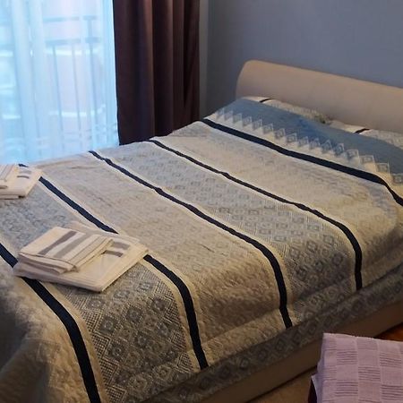 Apartment Azzuro Novi Sad Luaran gambar