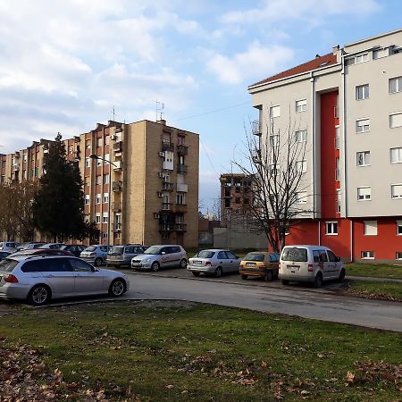 Apartment Azzuro Novi Sad Luaran gambar