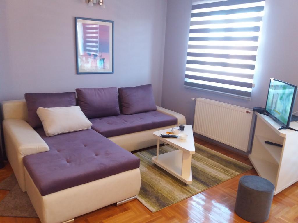 Apartment Azzuro Novi Sad Luaran gambar