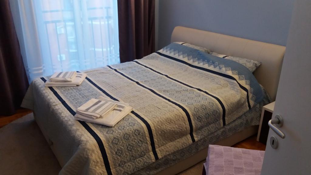 Apartment Azzuro Novi Sad Luaran gambar