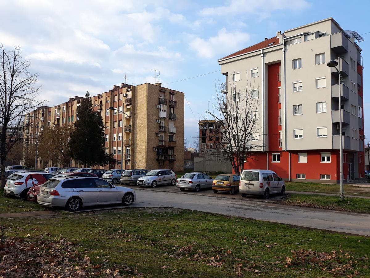 Apartment Azzuro Novi Sad Luaran gambar